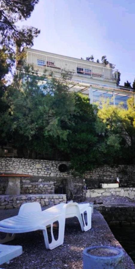 Apartman Bebic Klek Buitenkant foto