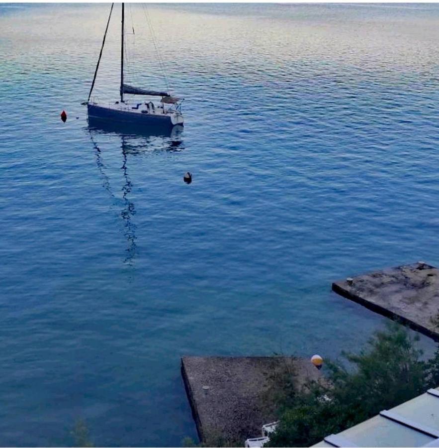 Apartman Bebic Klek Buitenkant foto