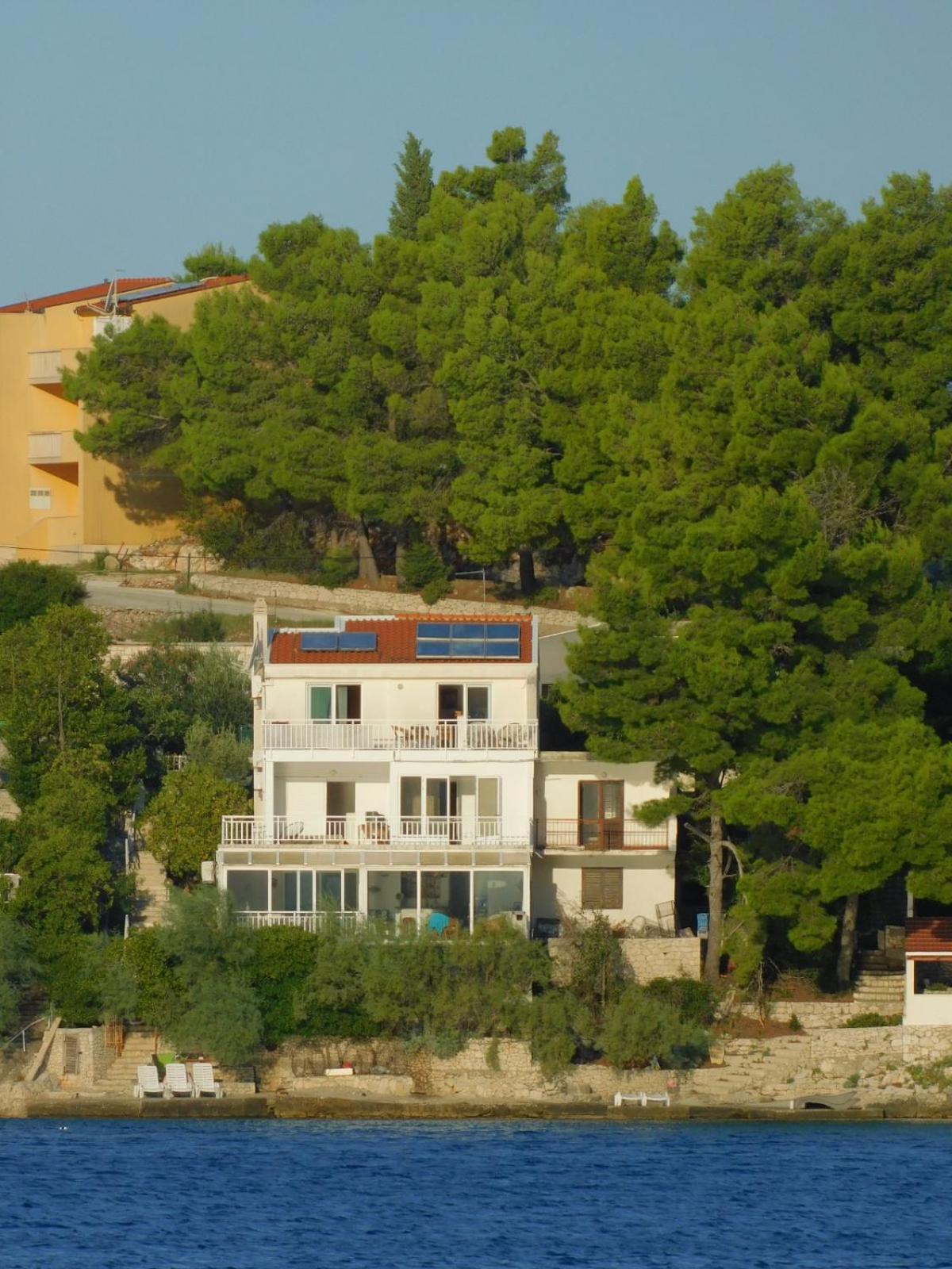 Apartman Bebic Klek Buitenkant foto