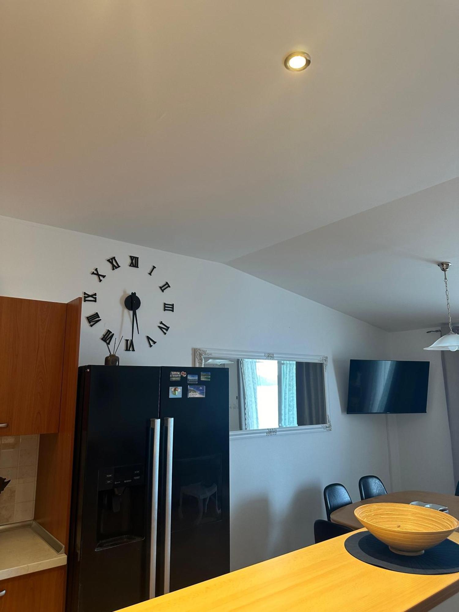 Apartman Bebic Klek Buitenkant foto