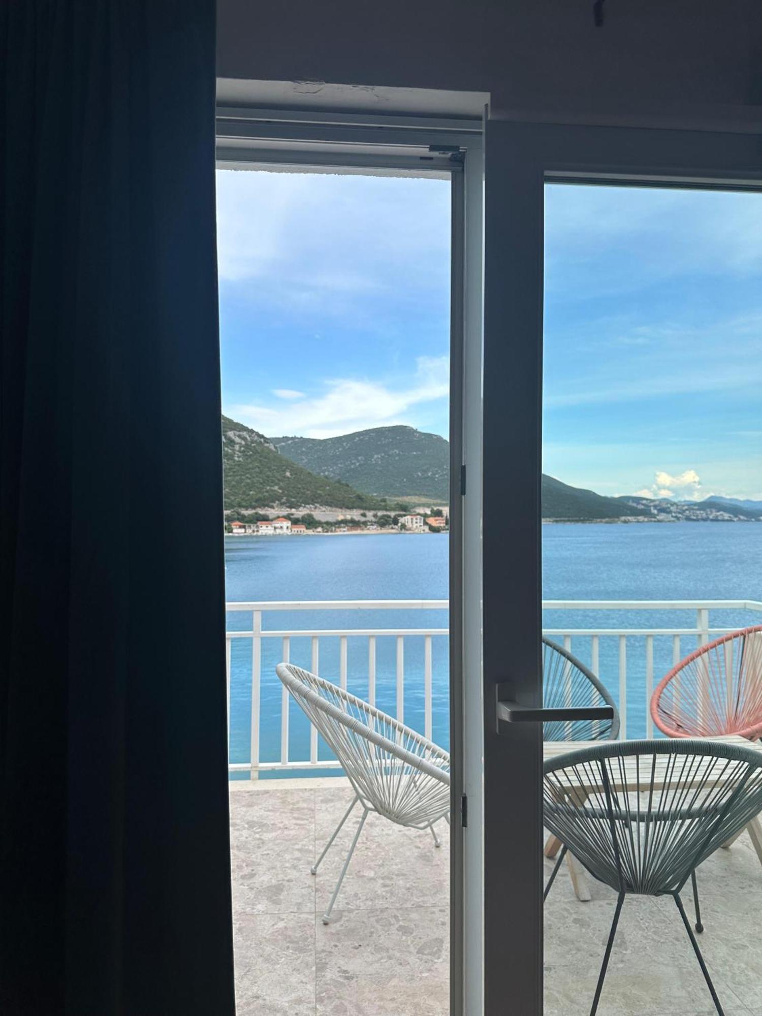 Apartman Bebic Klek Buitenkant foto